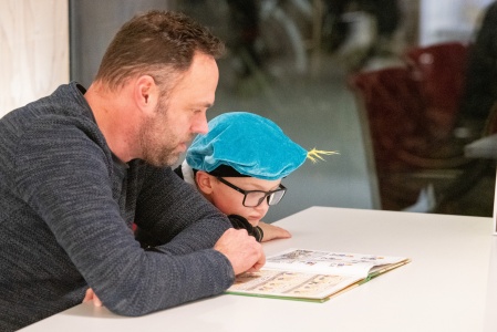 2025-11-23 Sint leest voor-65